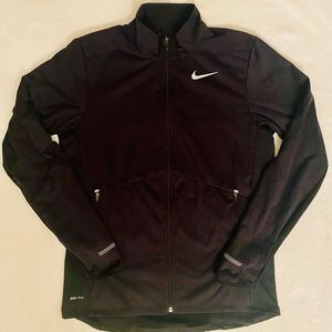 🧧🔥stylish NIKE runner jacket must see!🔥🌹